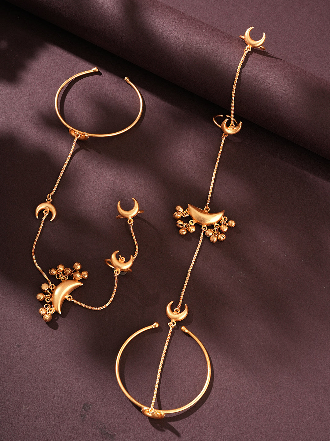 Set Of 2 Gold Plated Chand Ghungroo Single Line Minimal Statement Hathphool