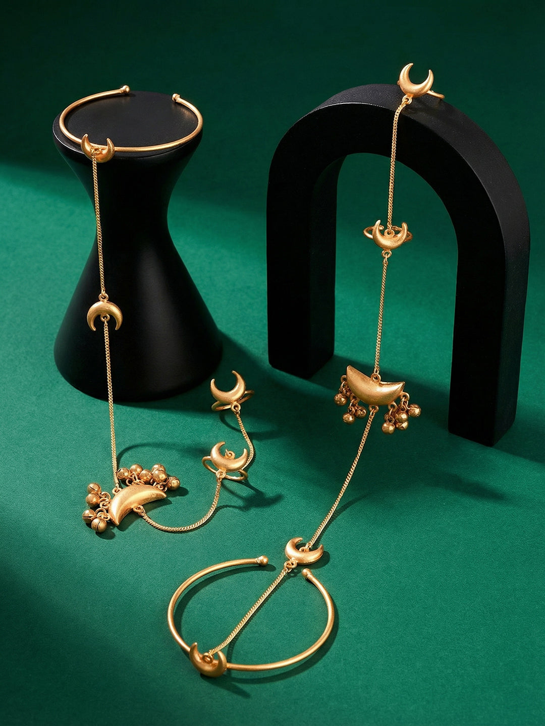 Set Of 2 Gold Plated Chand Ghungroo Single Line Minimal Statement Hathphool