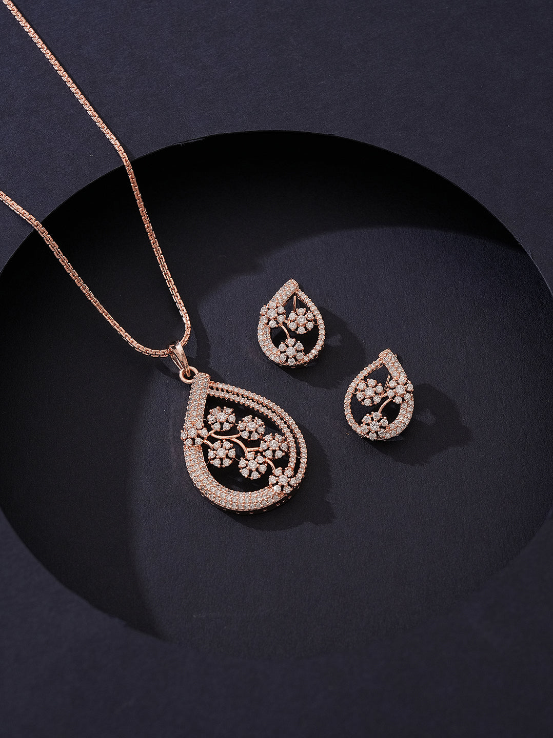 Rose Gold Plated White AD Floral Teardrop Pendant Jewellery Set