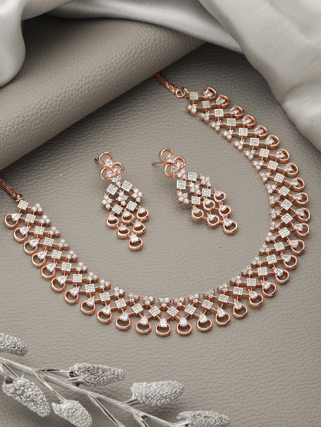 Send Rose Gold-Plated Jewellery Set Online | Rakhibazaar.com