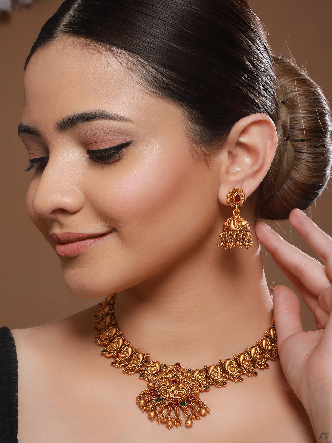 GoldPlated Red Kemp Studded Flower Temple Jewellery Set