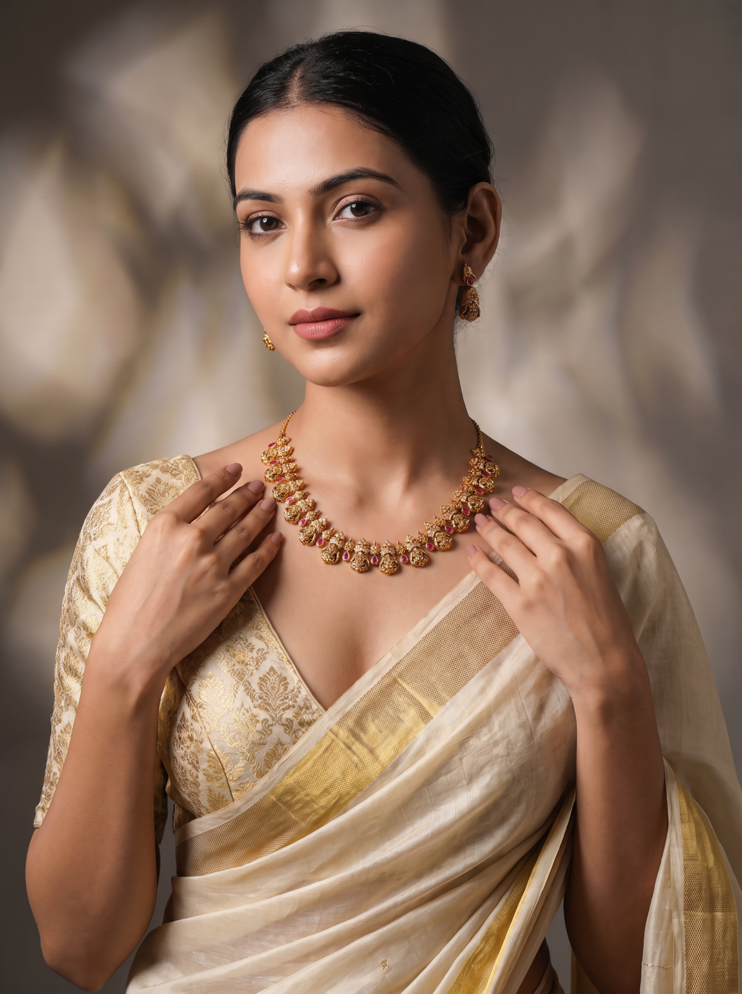 Antique Gold Plated Ruby Stone Lakshmi Temple Necklace Jewellery Set
