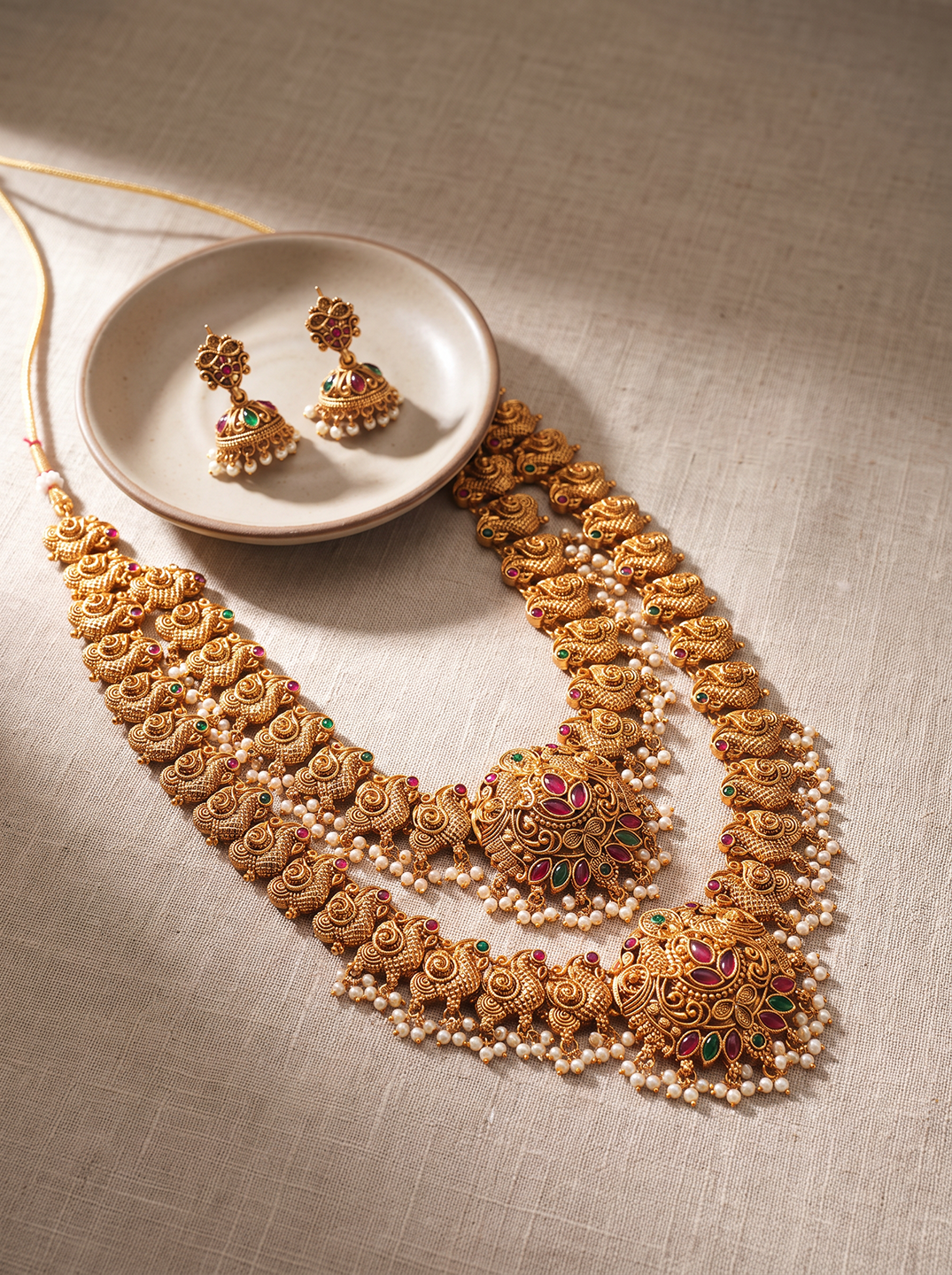Antique Gold Plated Two Layer Temple Haar Necklace Set with Pearl Drops