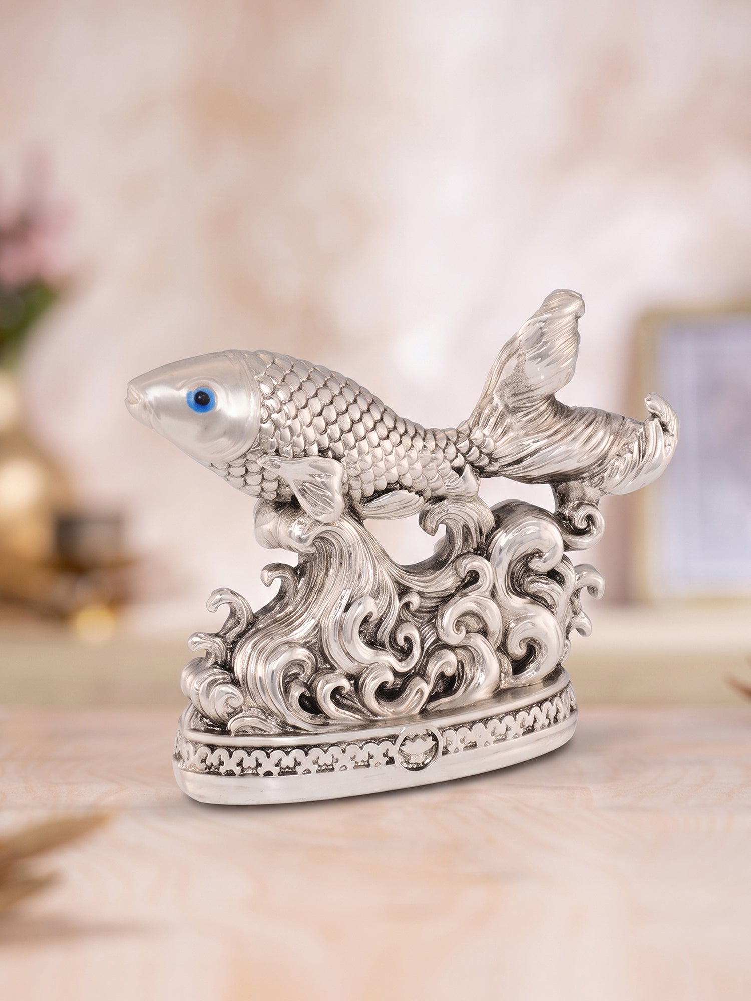 Saraf RS Vastu Fish Idol on Water Waves (999 Silver Plated)
