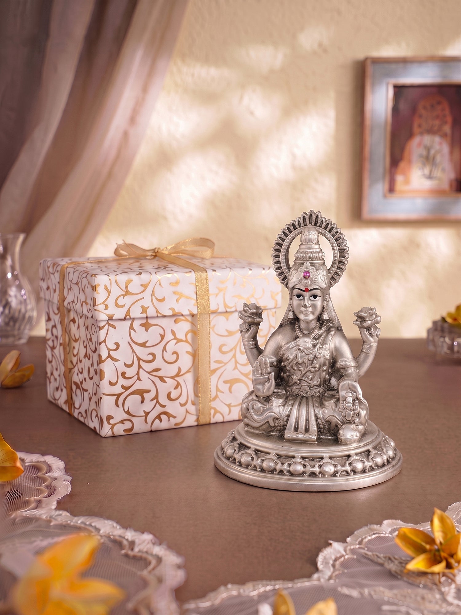 Saraf RS Goddess Maa Lakshmi Idol (999 Silver Plated)