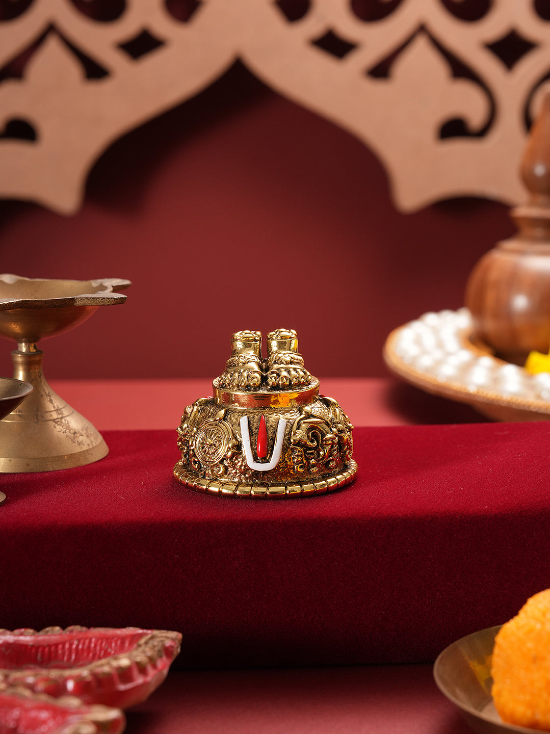 Saraf RS Tirupati Balaji charan paduka silver plated