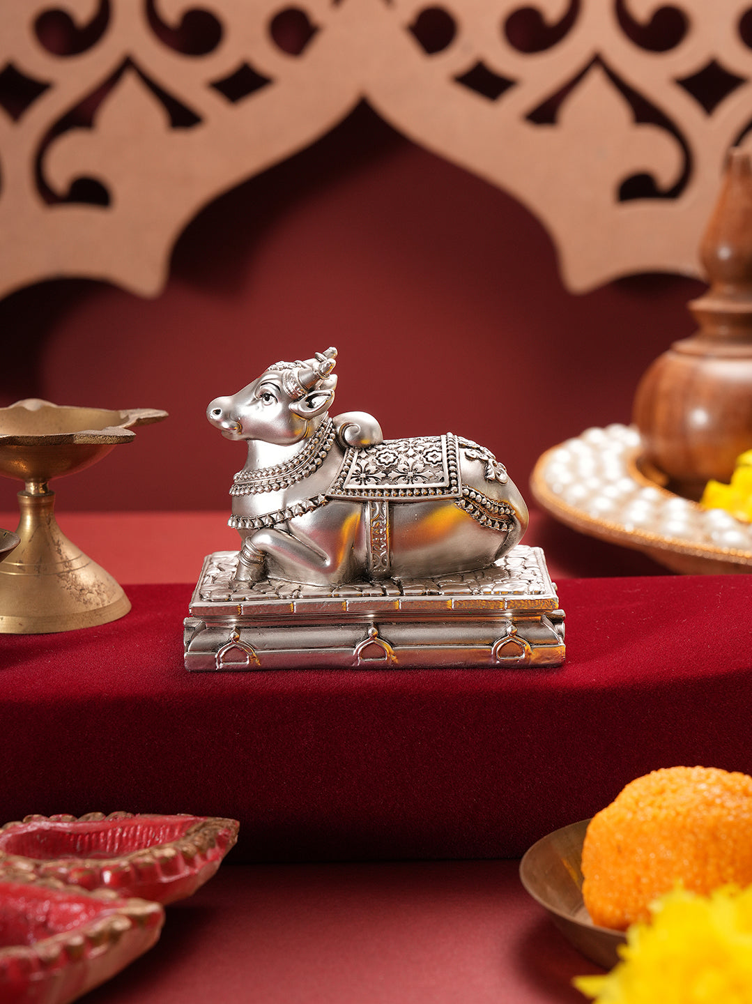 Saraf RS Nandi Idol on Stepped Plinth (999 Silver Plated)