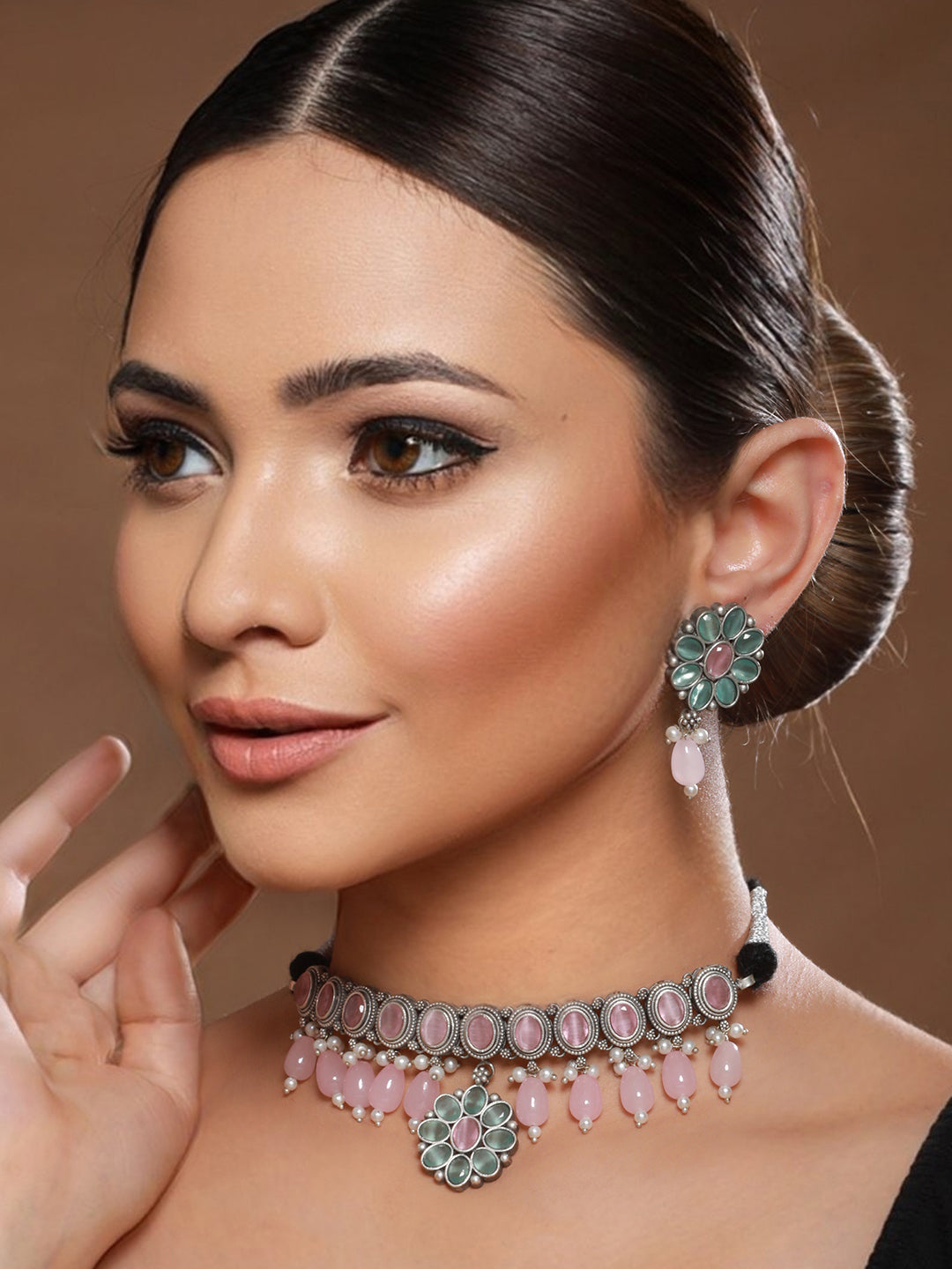 Oxidised Green Stone Studded & Pink Pearl beaded Pendant Jewellery  Set