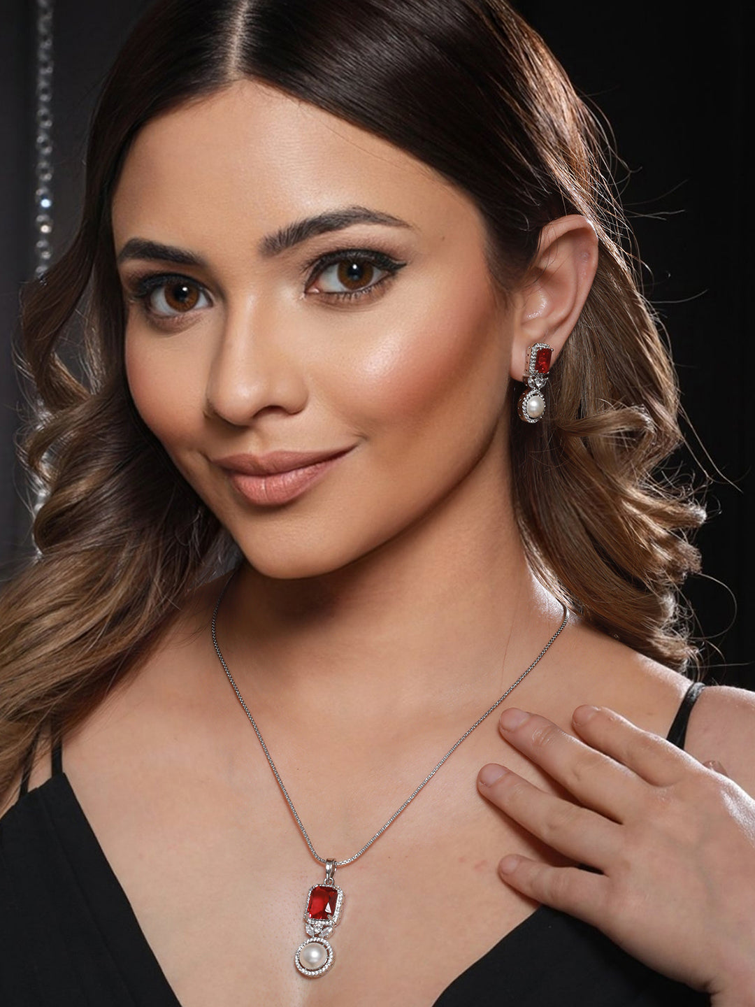 Silver Plated Red  CZ Studded Pearl Beaded Minimal Locket jewellery Set