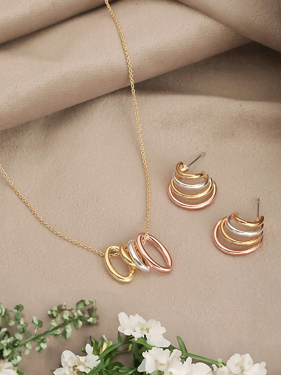 Anti-Tarnish Triple Tone Chunky halo Earrings & Pendant Jewellery Set