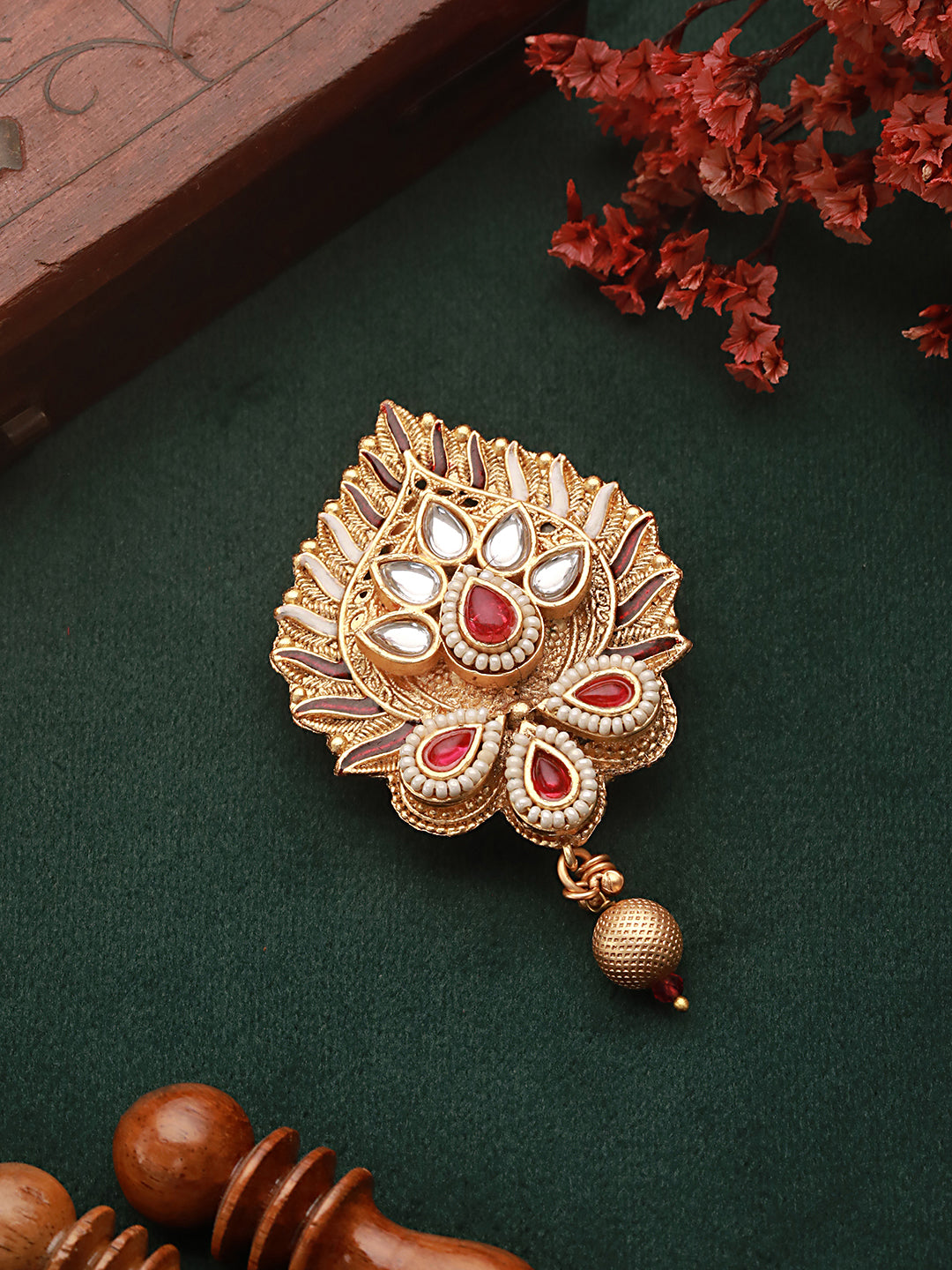 Gold Plated Kundan & Pearl Beded Filigree Broach Saree Pin