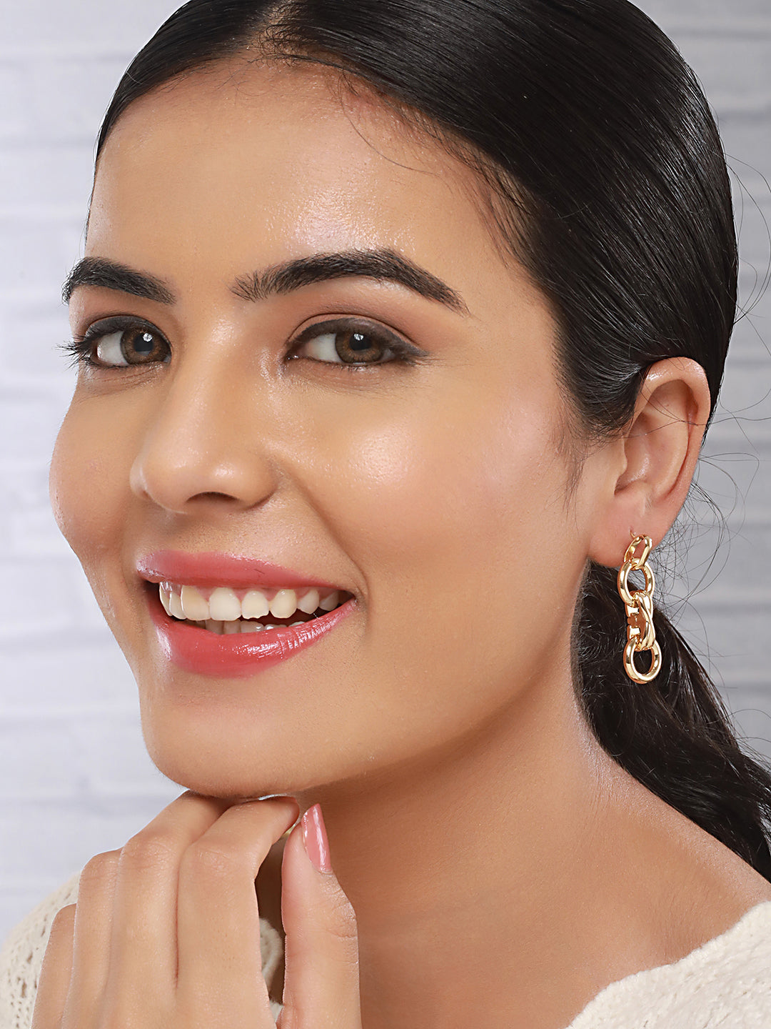 Anti-Tarnish 18k Gold Plated Criss Cross Dangling Link  Earrings