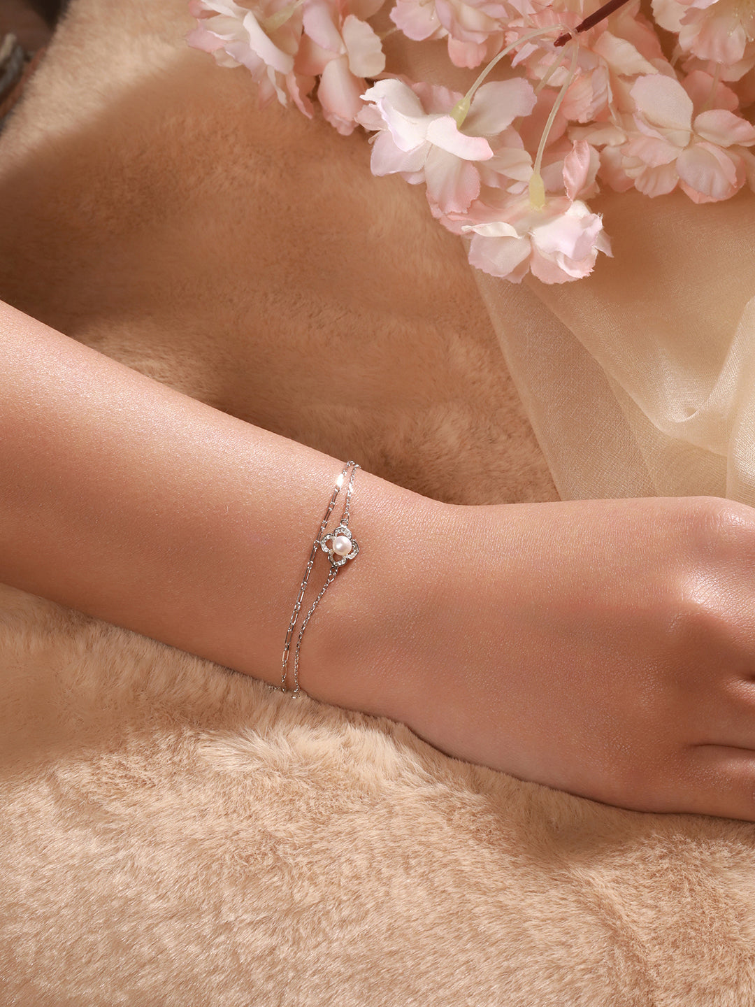 925 Sterling Silver Zircon & Pearl Embellished Floral Layered Wraparound  AdjustableBracelet