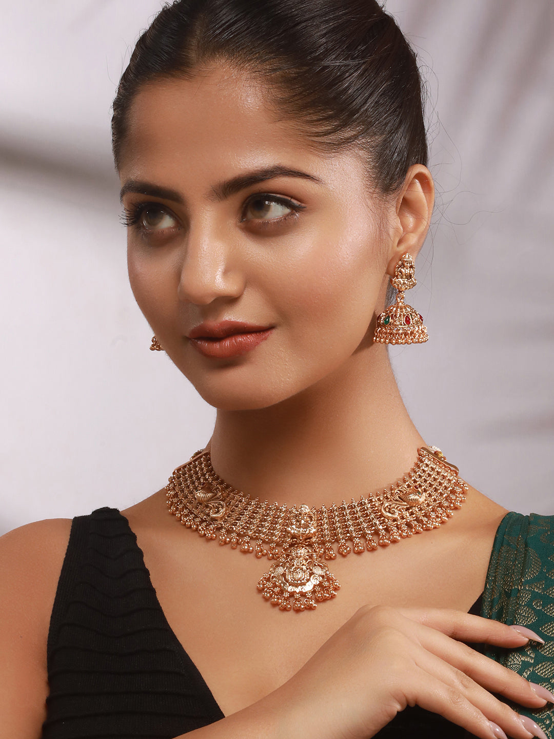 Gold Plated Lakshmi Motif Temple Bridal Necklace Jewellery Set