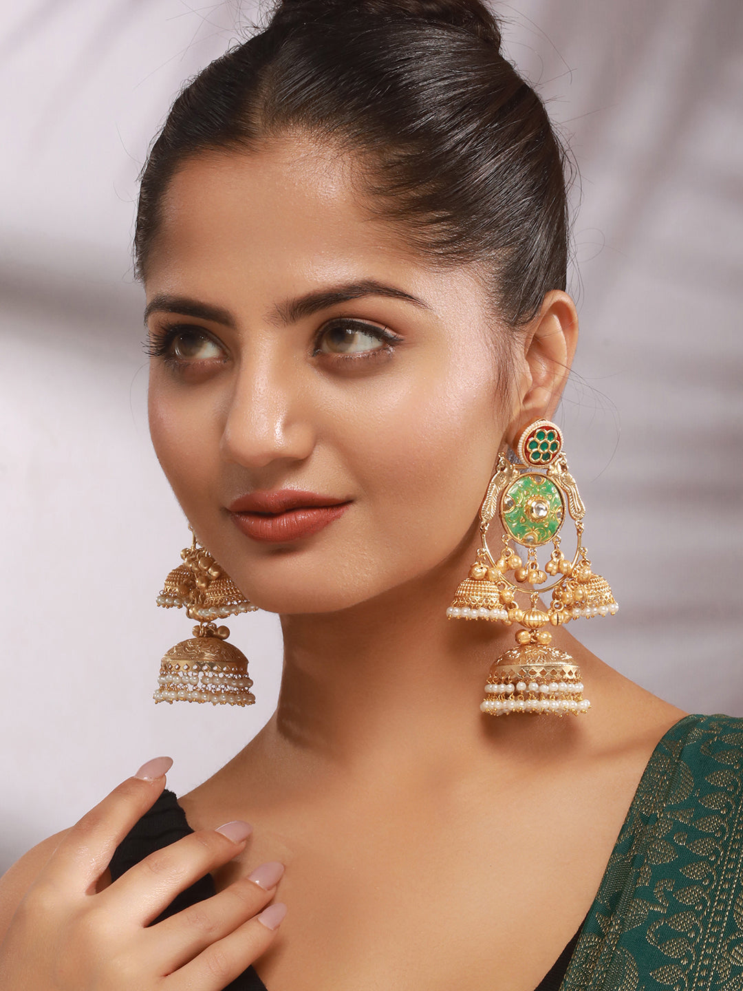 Gold Toned Kundan Studded Lightweight Designer Bridal Jhumka Earrings