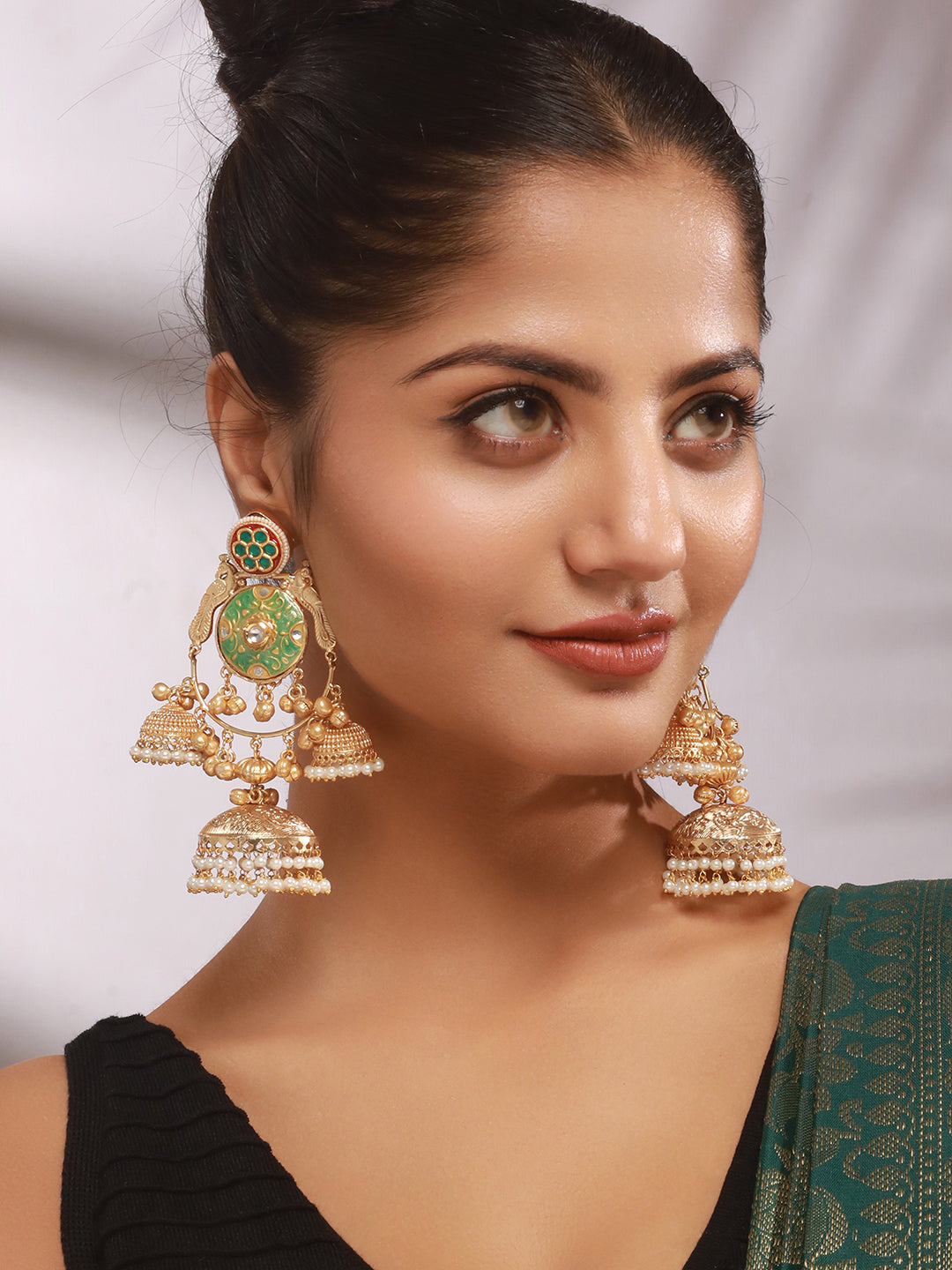 Gold Toned Kundan Studded Lightweight Designer Bridal Jhumka Earrings