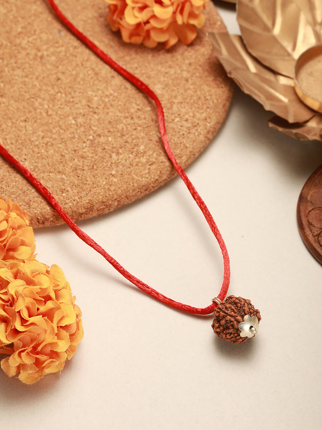 Natural 6 Mukhi Faces Rudraksh With Certificate  In Red Thread Pendant Necklace & Chain