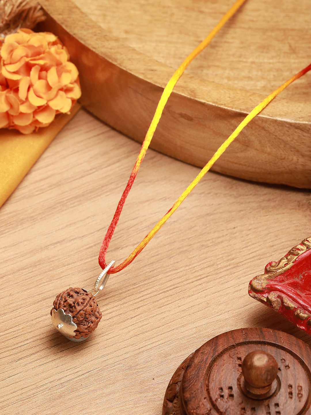 Natural 5 Mukhi Faces Rudraksh With Certificate  In Red Thread Pendant Necklace & Chain