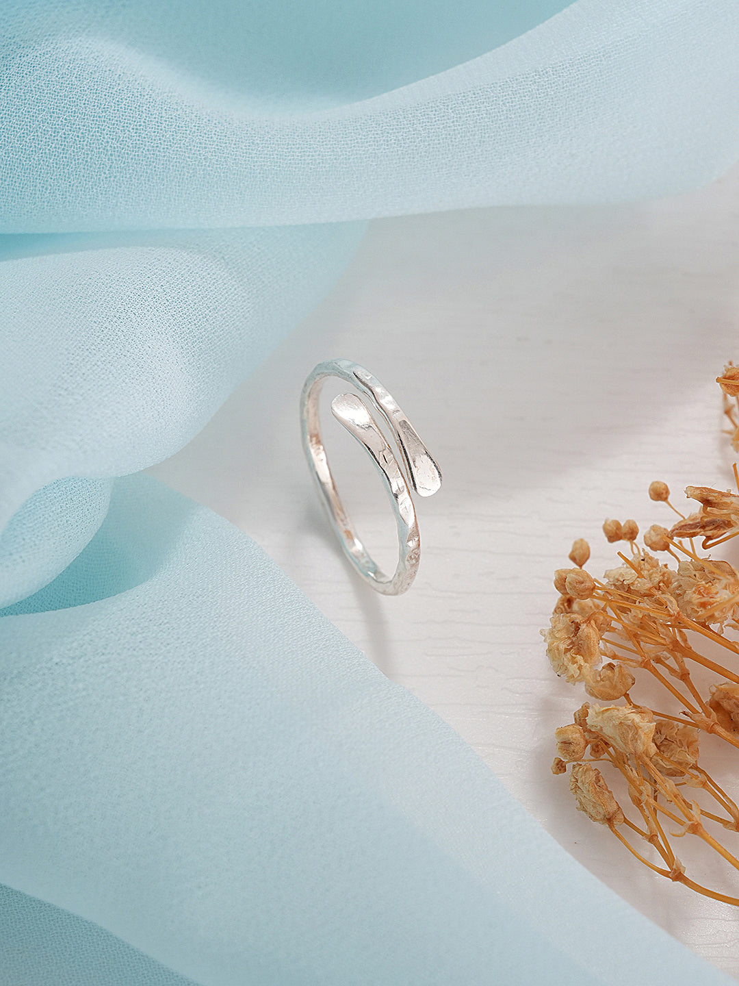 925 Sterling Silver Quirky  Minimal Statement  Band Finger Ring