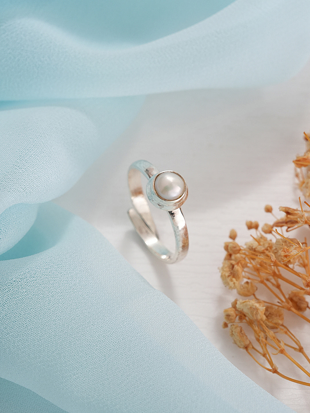 925 Sterling Silver Pearl Studded Minimal Adjustable Band Finger Ring