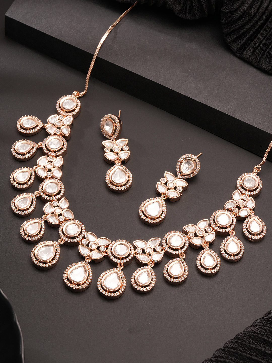 Gold Plated Polki Kundan Studded Bridal Floral Necklace Jewellery Set