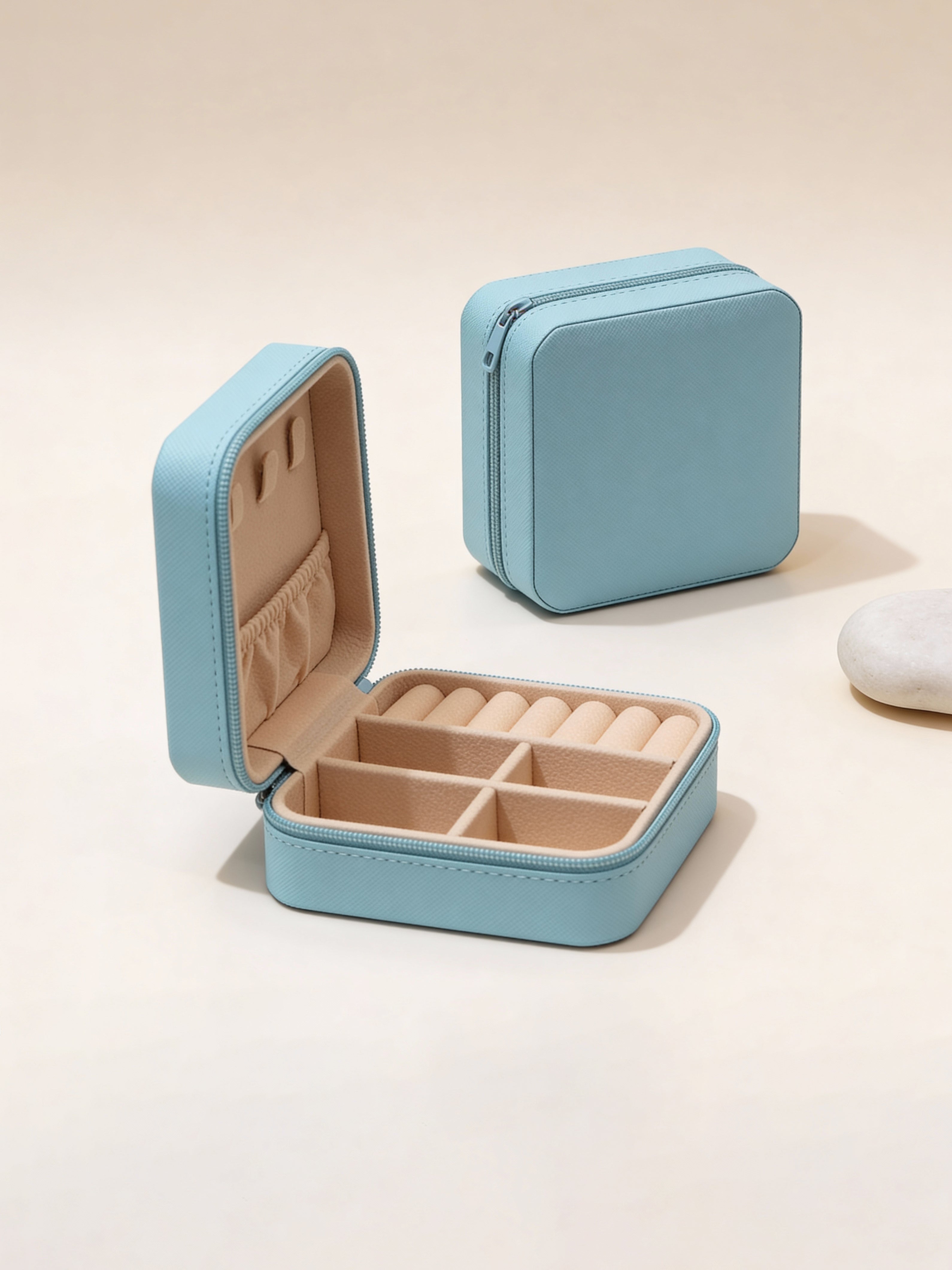 Minimal Pearl Pendant & Earrings with Jewellery Box