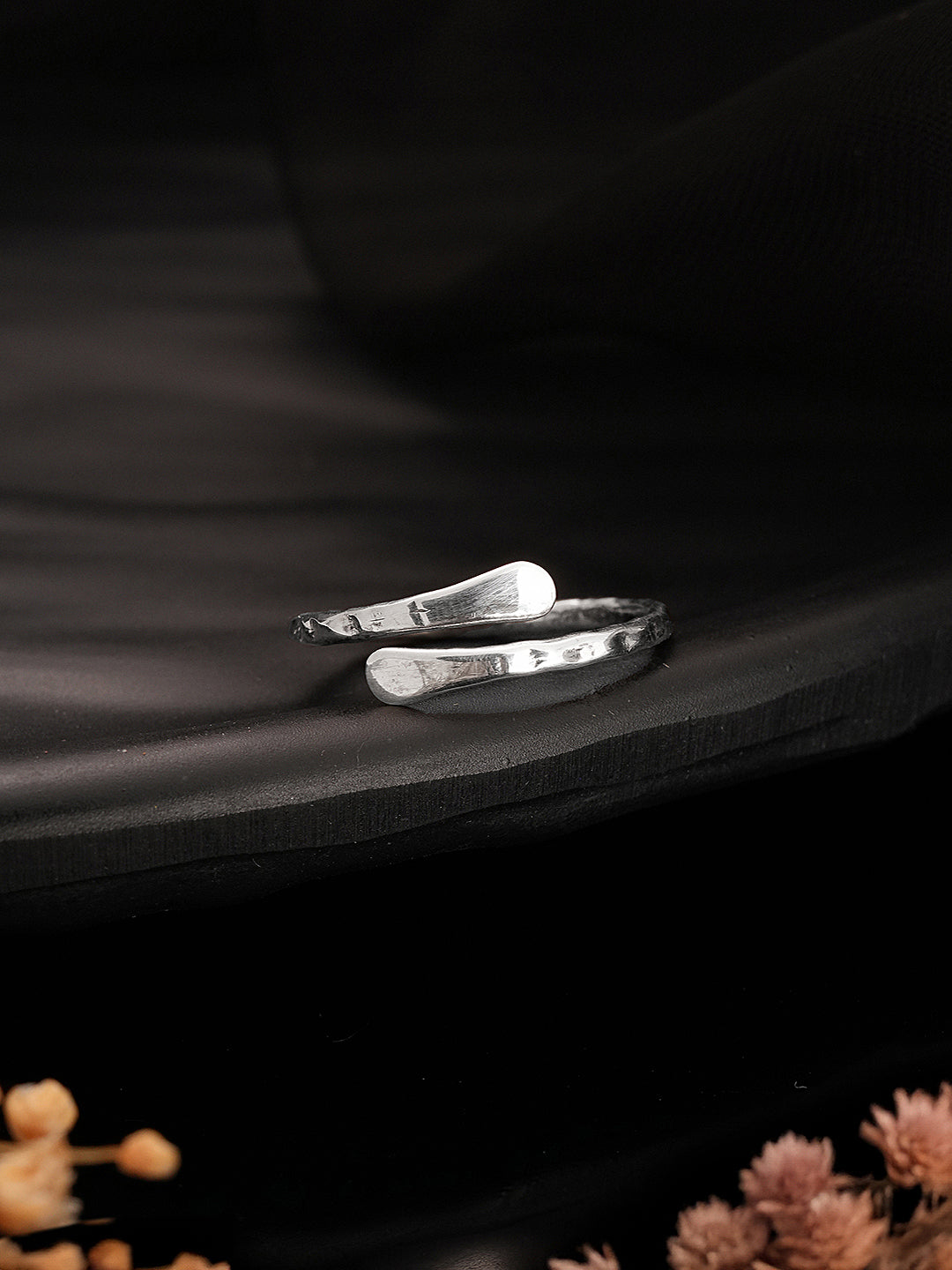 925 Sterling Silver Quirky  Minimal Statement  Band Finger Ring