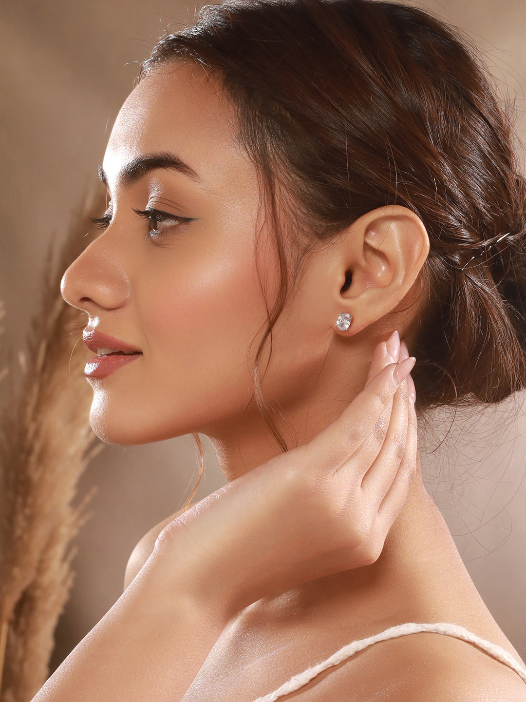 925 Sterling Silver 8 mm  Zircon Studded Oval Solitaire Dailywear Studds Earrings