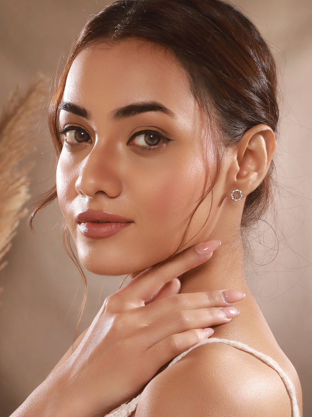 925 Sterling Silver Zircon Studded Radiant Circular Miimal Studds Earrings