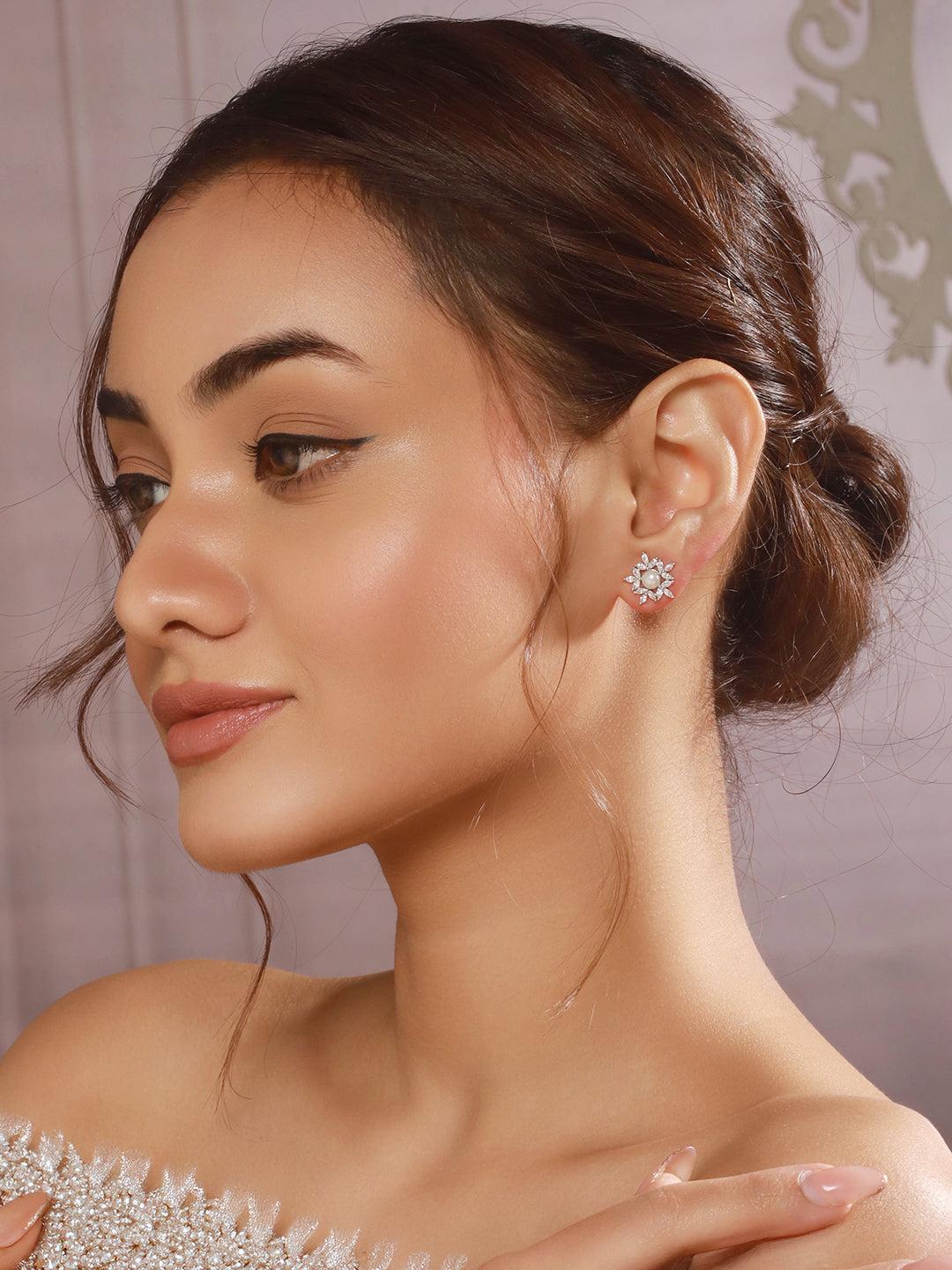 925 Sterling Silver Zircon & Pearl Embellished Minimal  Floral Studds Earrings