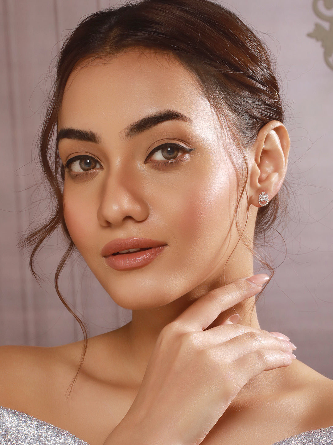 925 Sterling Silver Zircon & Pearl Embellished Floral  Minimal Studds Earrings