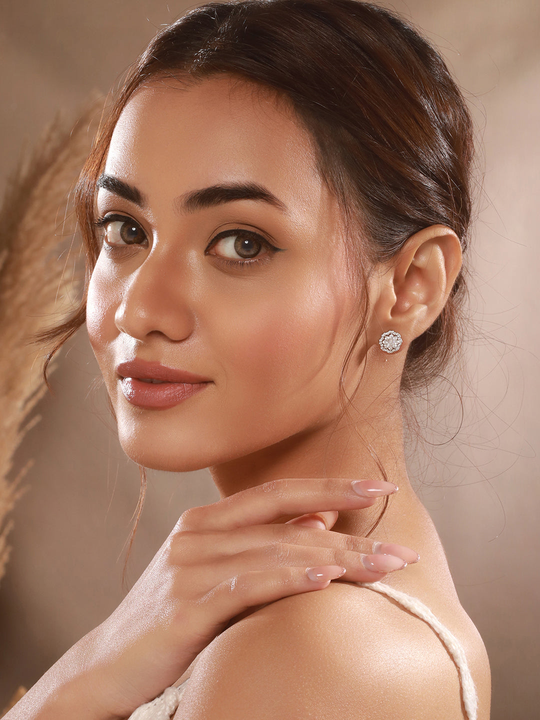 925 Sterling Silver Zircon Studded Floral Studds Earrings