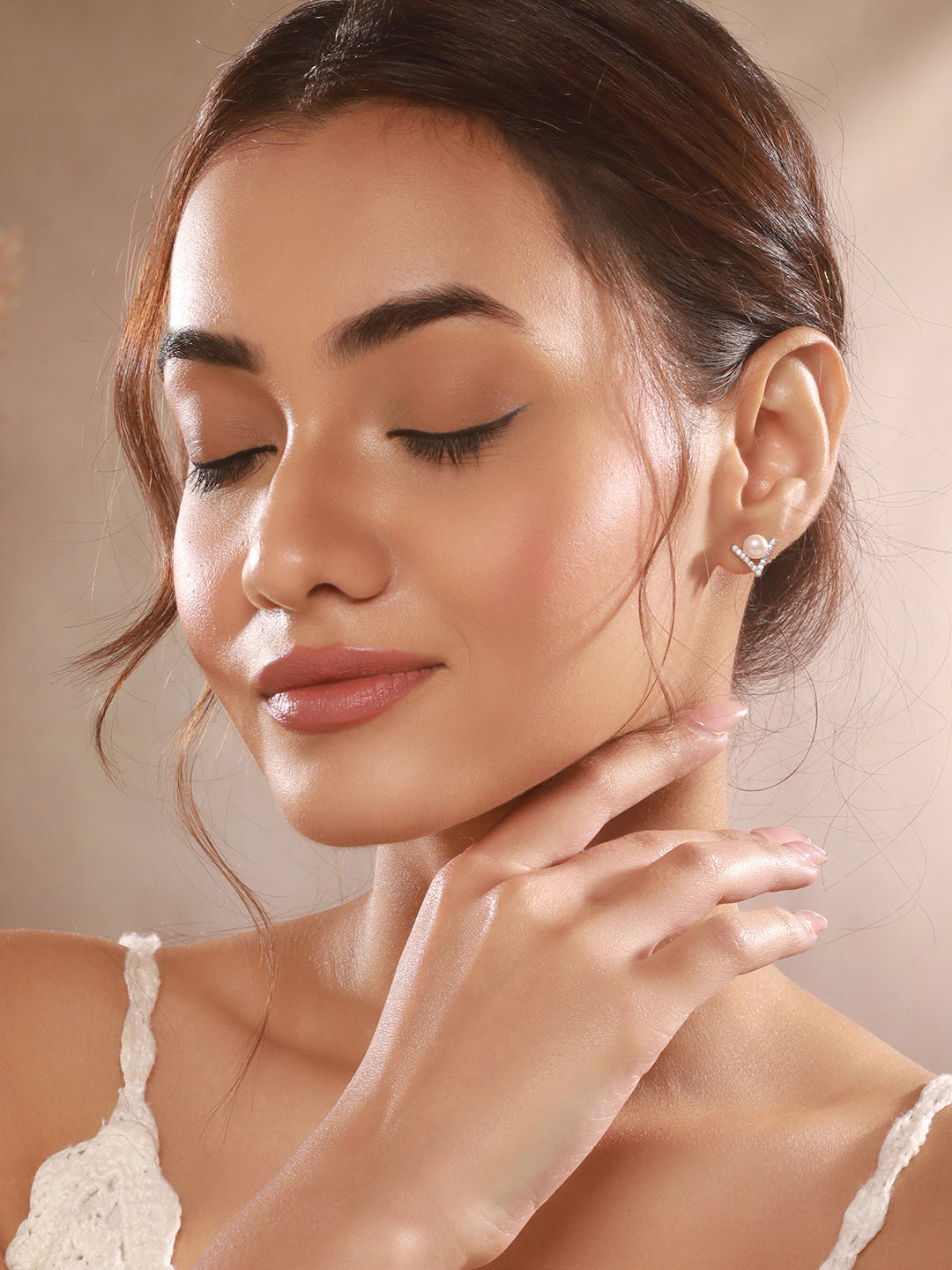 925 Sterling Silver Zircon &  Faux Pearl V - Shaped Minimal Studds Earrings