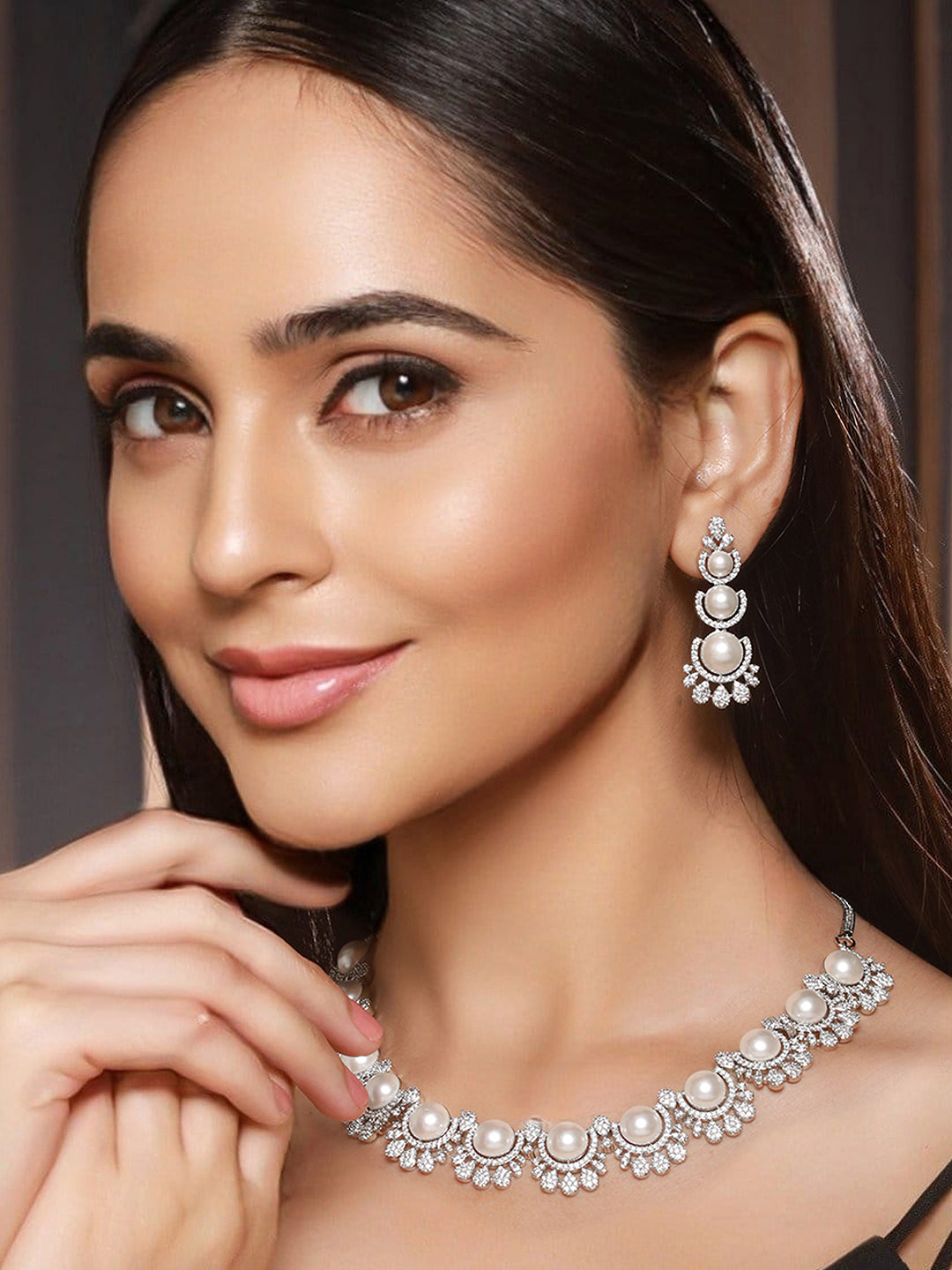 Silver Toned AD & Pearl Studded Floral Statement Necklace Jewellery Set