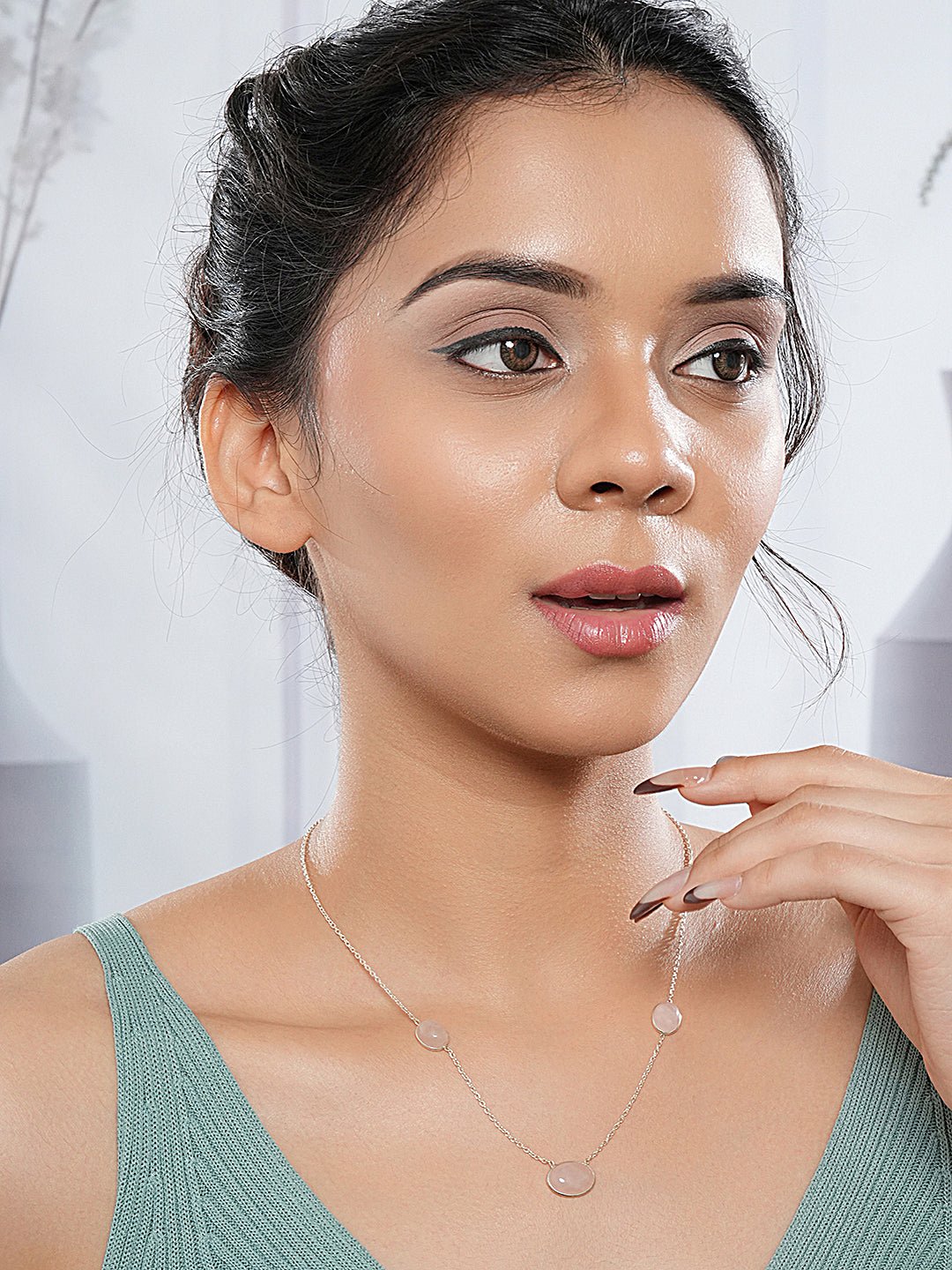 925 Sterling Silver Rose Quartz Gemstone Studded Minimal Boho Necklace & Chain