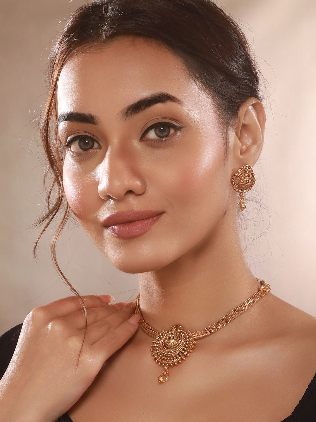 Gold Polish Flexible Brass Chain  Minimal Temple Lakshmiji Jewellery Set