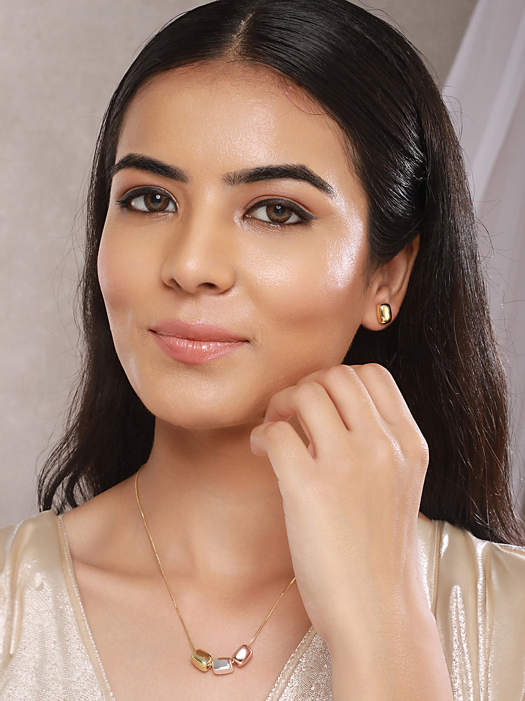 Anti-Tarnish Gold Plated Triple Toned Block Shaped Chunky Minimal Locket Jewellery Set