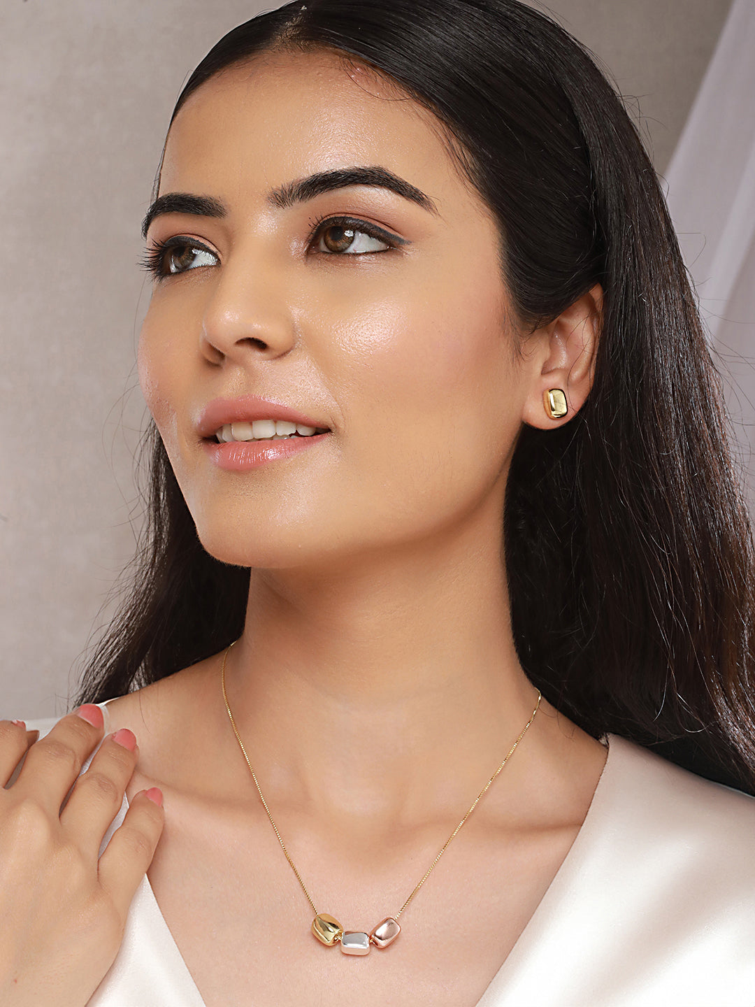 Anti-Tarnish Gold Plated Triple Toned Block Shaped Chunky Minimal Locket Jewellery Set