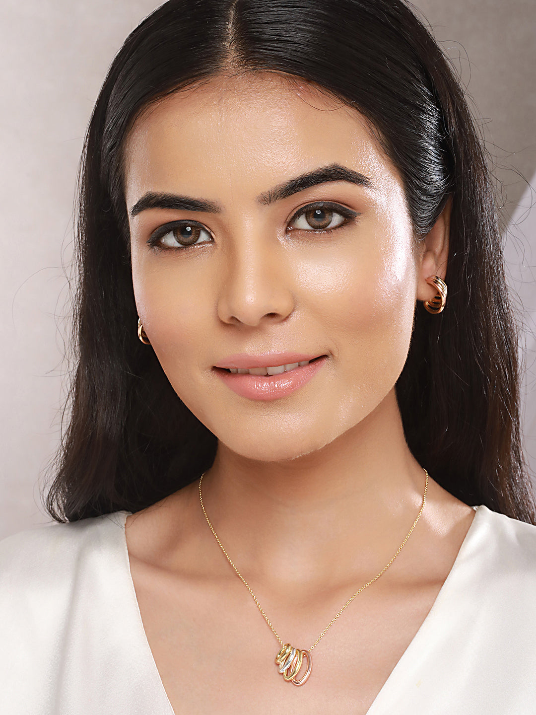 Anti-Tarnish Triple Tone Chunky halo Earrings & Pendant Jewellery Set