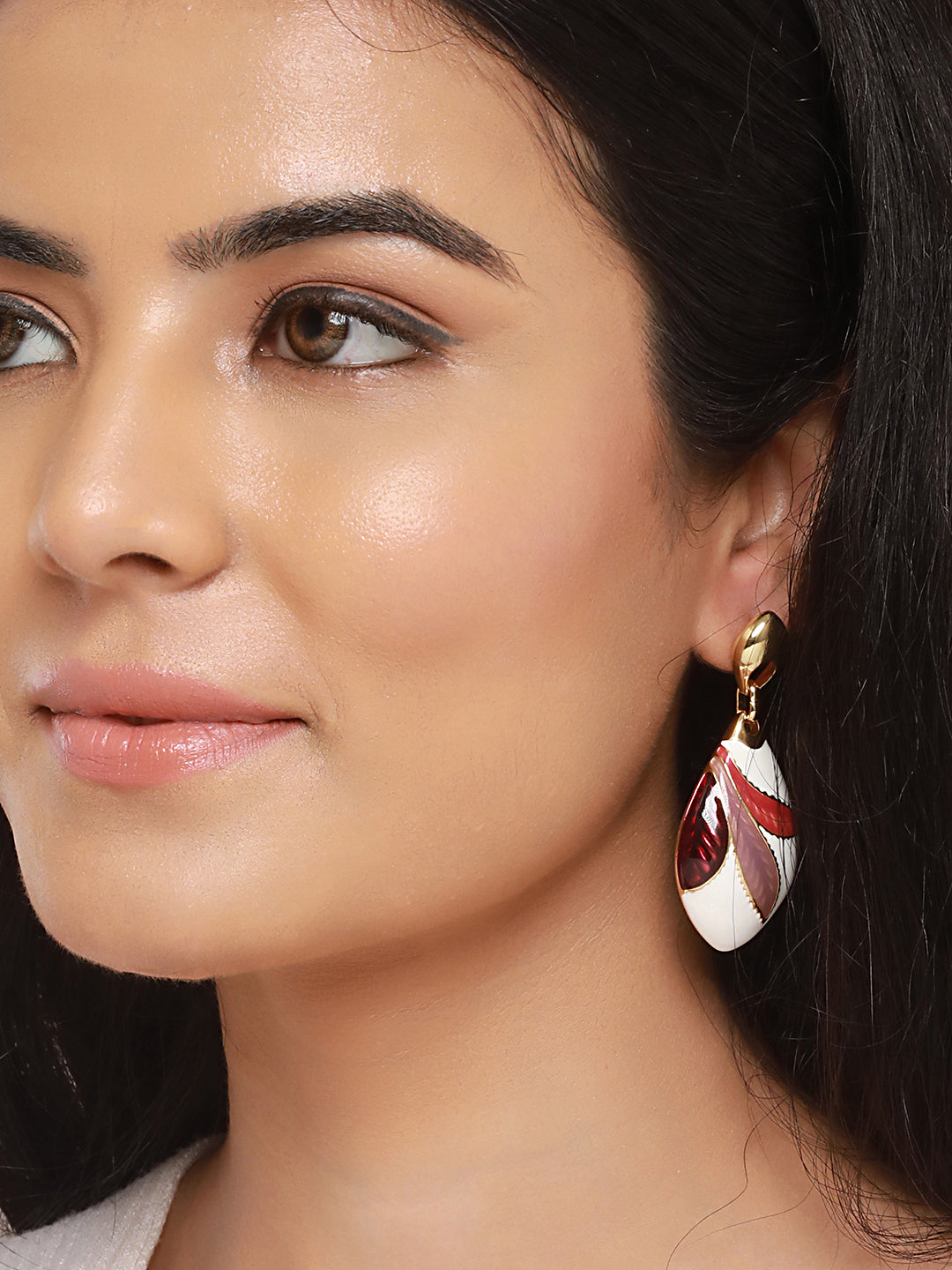 Anti-Tarnish 18k Gold Plated Dual Tone Knot Dangler Earrings