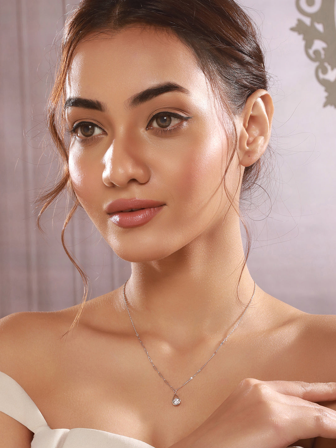 925 Sterling Silver Tear Drop Shaped Solitaire Zircon Pendant Necklace & Chain