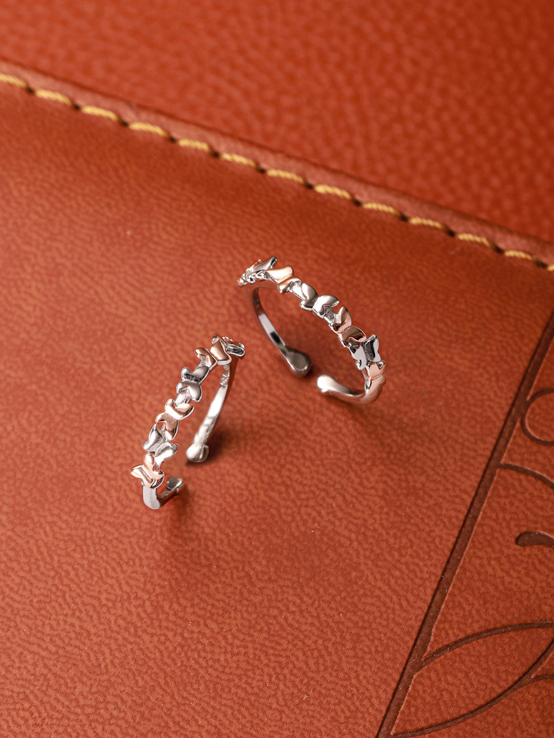 925 Sterling Silver Dual Toned Designer Butterfly Toe Rings