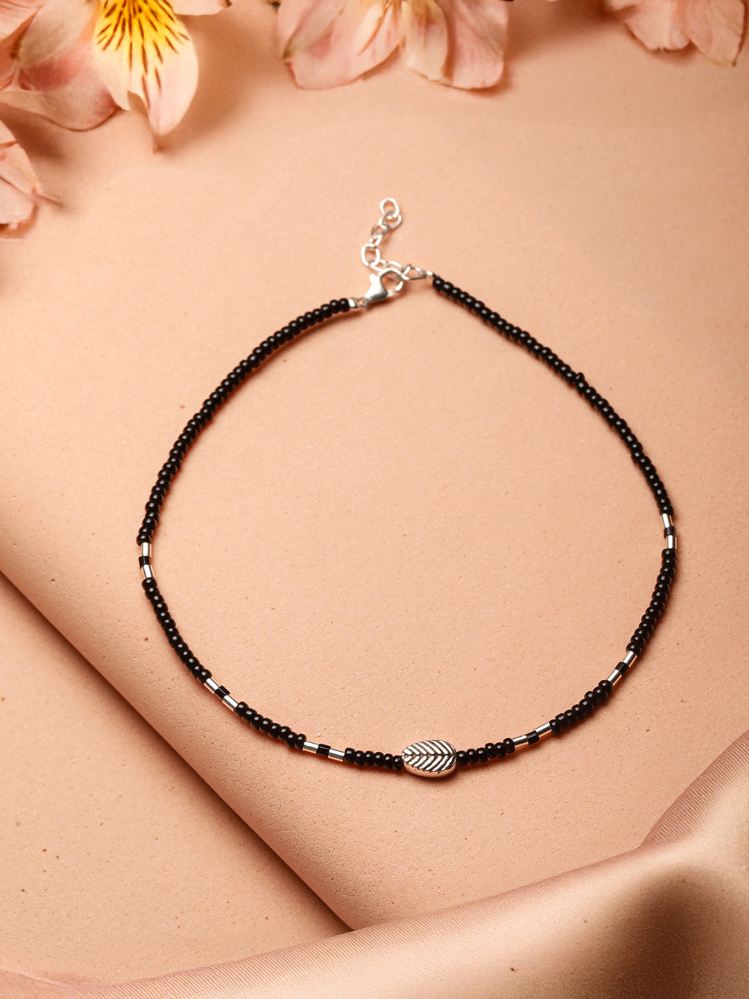 925 Sterling Silver Black Beads Leaf Charms Payal Anklet
