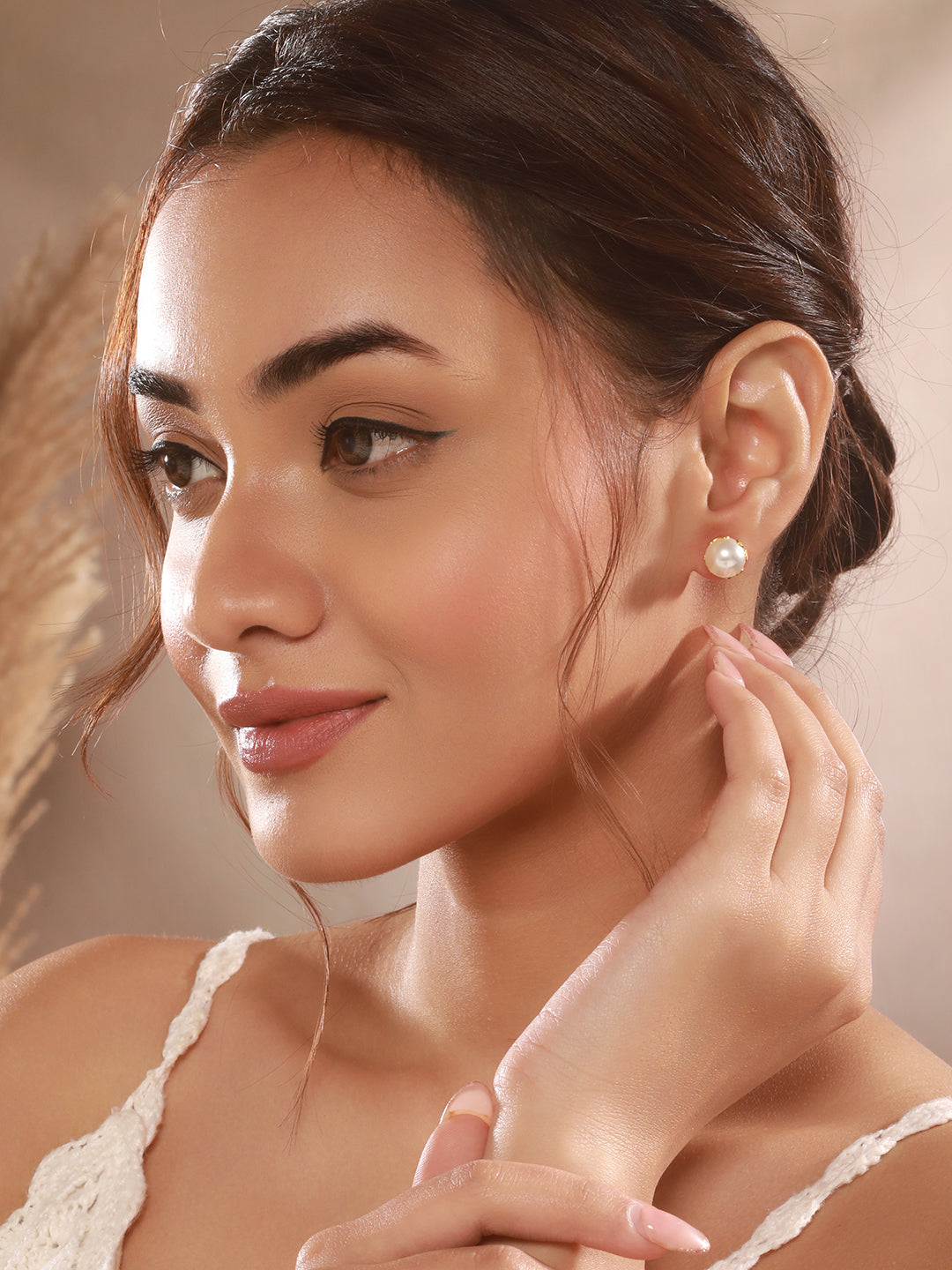 Gold plated Pearl studed earring