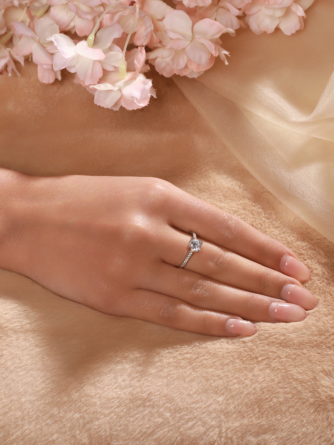 925 Sterling Silver Rhodiu Plated Zircon Studded Solitaire Engagement Adustable Finger Rings