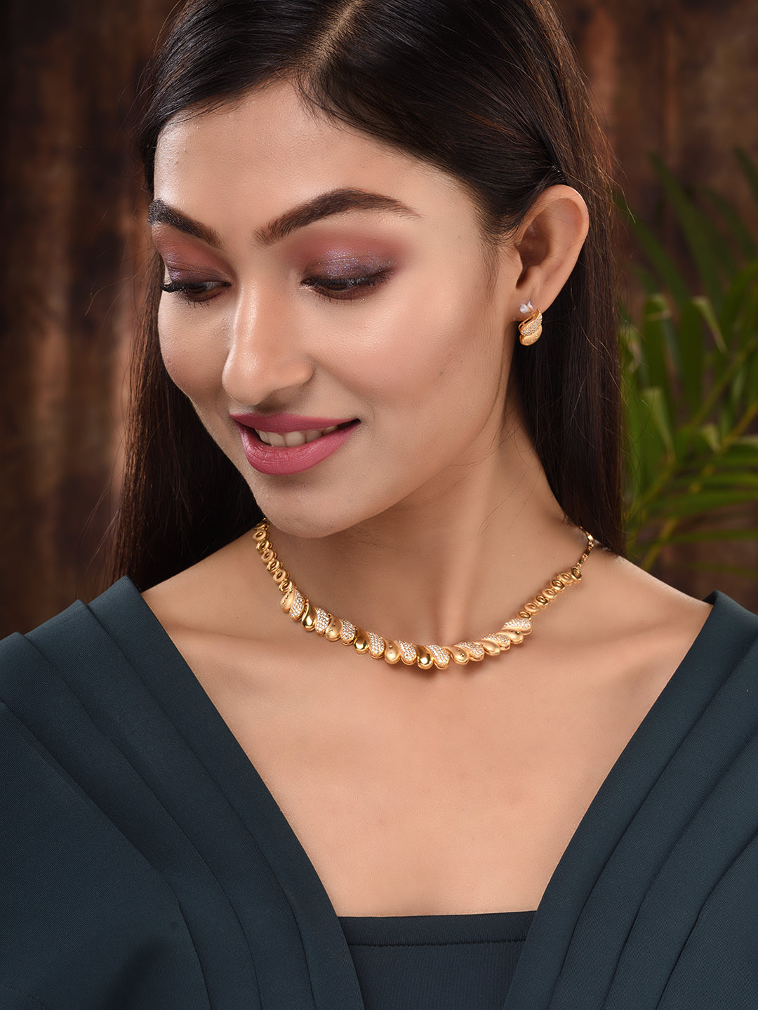 Gold Toned AD Studded Minimal Designer Necklace Jewellery Set, zaveri pearls, sale price rs, sale price, sale gold plated, sale gold, sale, rubans, ring, regular price, priyassi jewellery, ku