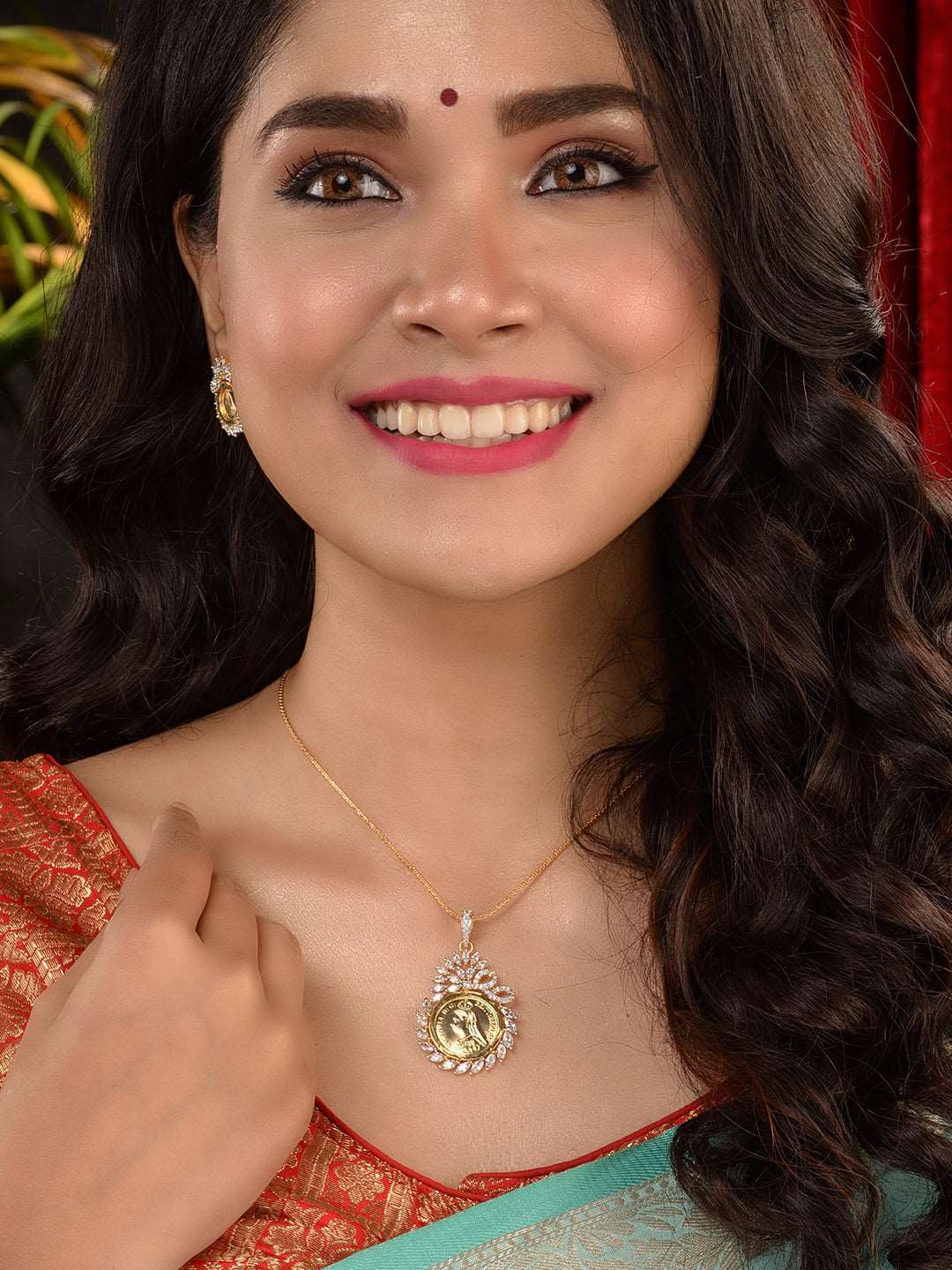 Gold Plated AD Queen Victoria Ginni Locket Jewellery Set, zaveri pearls, sale price rs, sale price, sale gold plated, sale gold, sale, rubans, ring, regular price, priyassi jewellery, kushal'